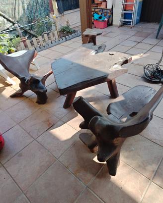 tavolino e sedie e  ripiano legno tec