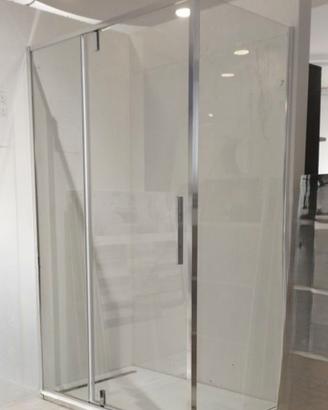 Box doccia angolare in cristallo – €385