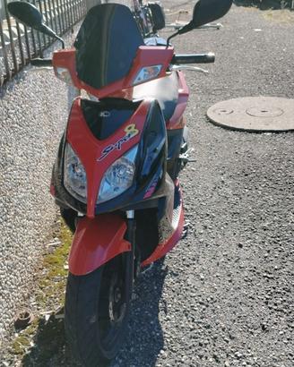 Kymco Super 8 50cc – KF10A – Scooter