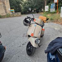 VESPA GTV 300 FARO BASSO 