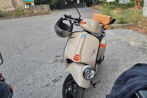 VESPA GTV 300 FARO BASSO 
