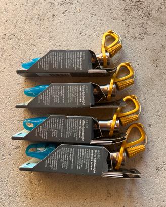 Chiodi da ghiaccio blue ice 13 cm nuovi