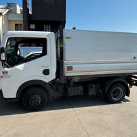 Renault Maxity cassone ribaltabile