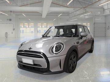 MINI COOPER CLASSIC AUTO 5 PORTE BERLINA
