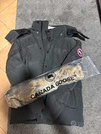 giacca Canada Goose grigia scura/nera taglia XS