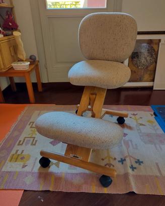 Sedia ergonomica  posturale  Cinius