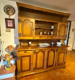Credenza rustica in legno