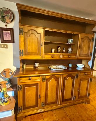 Credenza rustica in legno