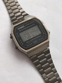 Casio A168WE Illuminator Electro Luminescence