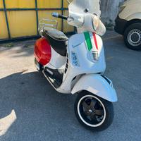 Vespa Gts 300
