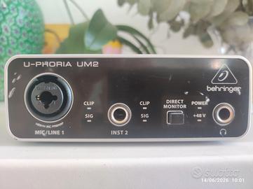 BERINGHER U-PHORIA UM2