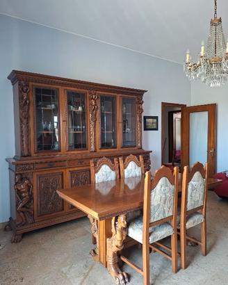 Mobili per casa in stile neo rinascimentale