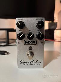 PEDALE DISTORSORE MXR SUPER BADASS DISTORTION