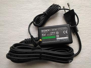 PSP-104 ALIMENTATORE NUOVO ORIGINALE SONY 5V. 2000