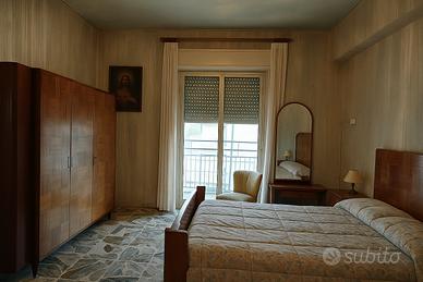 Camera da letto matrimoniale