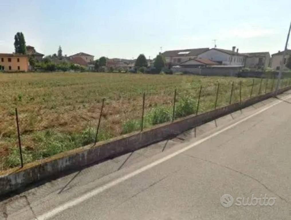 Immobile in asta di 8250 m² a Piacenza d'Adige - Vista 3