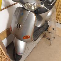 Vespa ET4 125