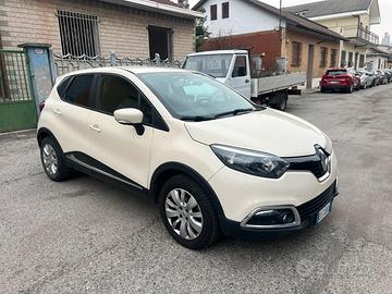 CAPTUR 1.5td anno 2014 160mila km ACCETTO PERMUTA