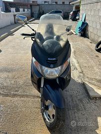 Suzuki burgman  400