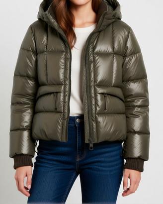 Piumino corto verde The Iconic Puffer di OVS 
