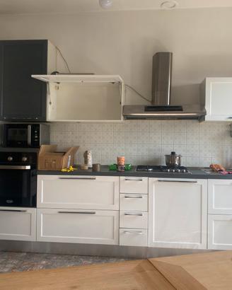 Cucina comoleta