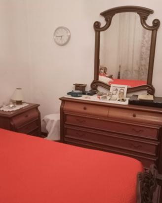 camera da letto matrimoniale completa