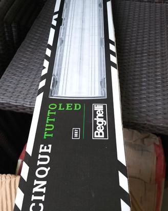 Lampada emergenza 8594 serie T5