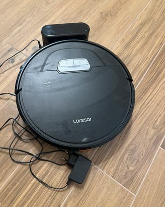 Robot aspira e lava