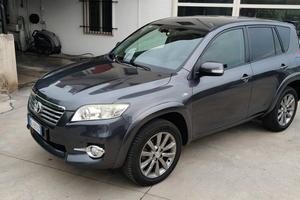 Toyota RAV 4 RAV4 2.2 D-4D 150 CV "AUTOMATICA"