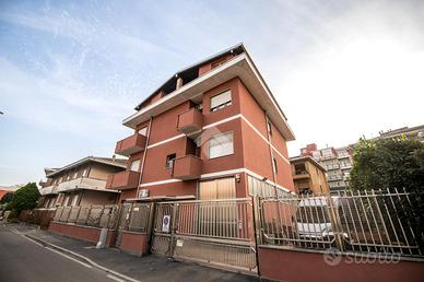 3 LOCALI A SETTIMO MILANESE