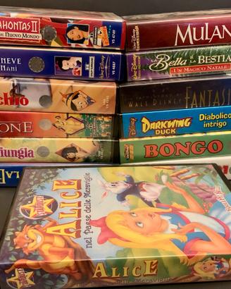 13 videocassette originali