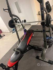 Rack con panca reclinabile e bilanciere