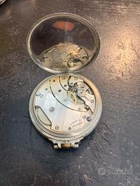Vecchio orologio da tasca