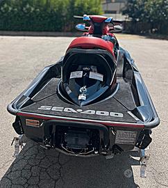 Moto d'acqua SeaDoo RxT Superch. 4T con carrello