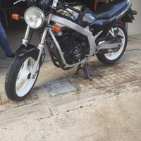 Suzuki GS500E