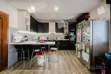 Villetta a schiera di 220 m² con più di 5 locali a
