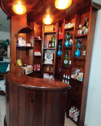 angolo bar in legno