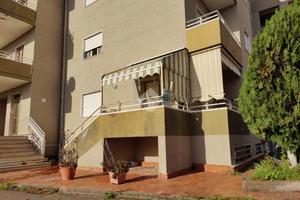 2 LOCALI A CALATABIANO