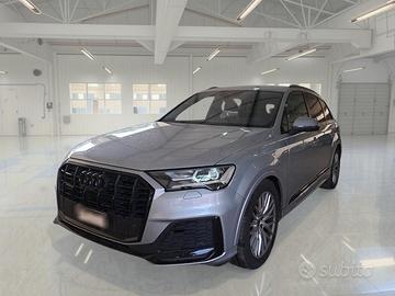AUDI Q7 3.0 45 TDI MHEV QUATTRO TIPTRONIC SPORT SU