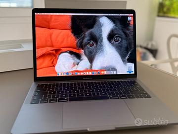 MacBook Pro 2018 | i7 Quad-Core