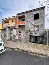 Villino a Schiera con Giardino Privato