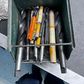 Tornio  trapano punte elicoidali cono morse