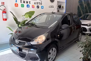 Toyota Aygo 1.0 68CV 12 MESI DI GARANZIA NUOVA