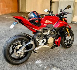 Ducati Stretfighter V4S 2025