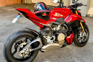 Ducati Stretfighter V4S 2025