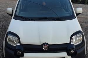 Fiat Panda Cross 4x4 del 2105 