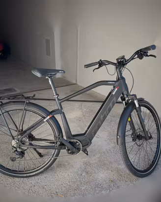 Bicicletta Ebike City e Trekking Mbm Erebus