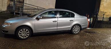 Volkswagen Passat 1.9 TDI/105CV
