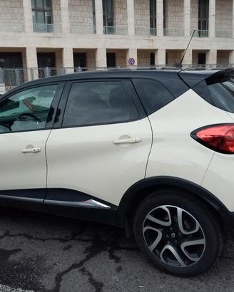 Renault Captur 1.6 intense diesel 