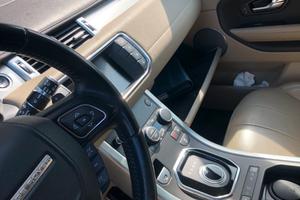 Range rover evoque 2015